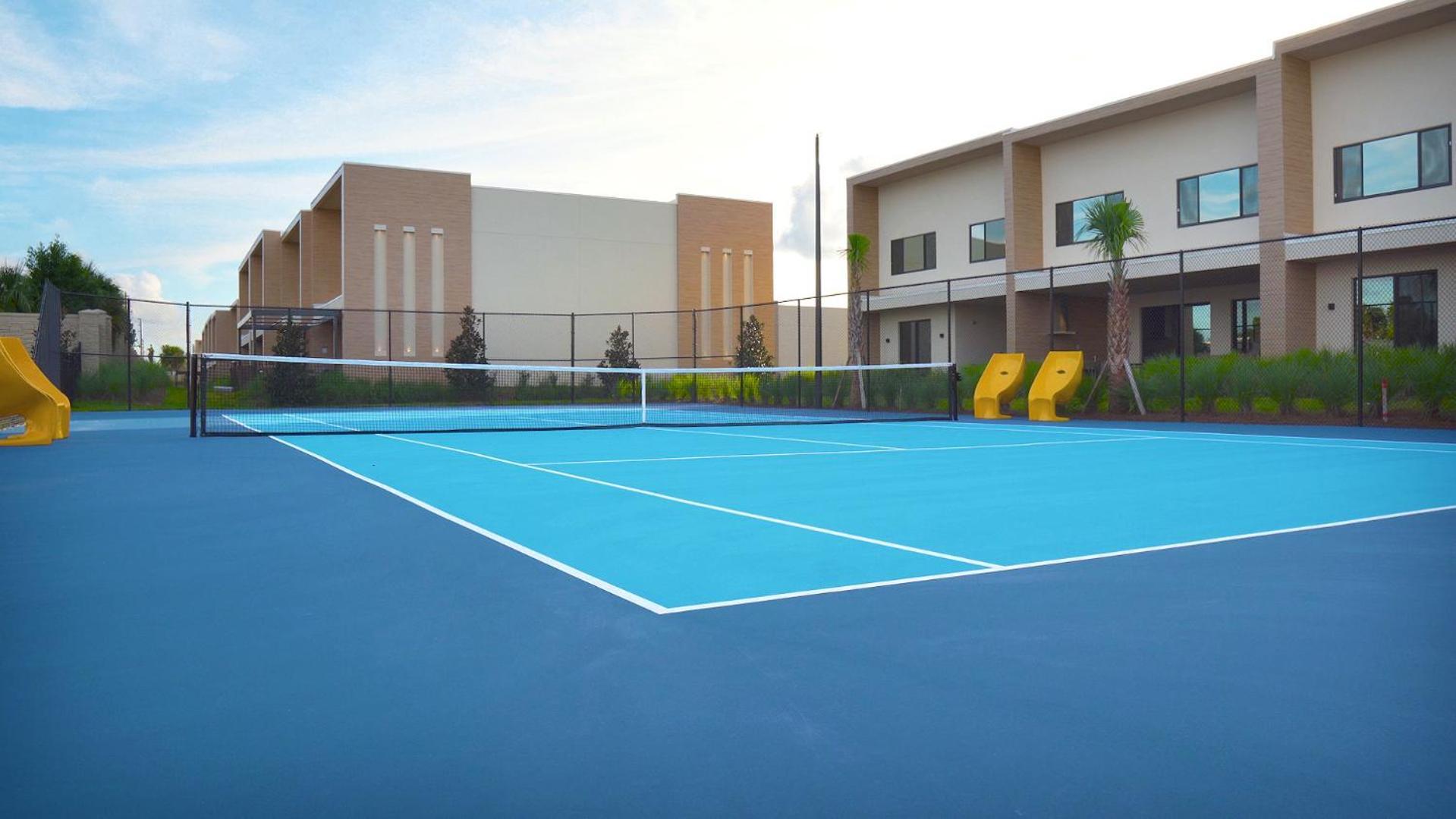 Luxury Home In Orlando With Private Hot Tub - 7 Min From Disney Parks - 3 Bedrooms And 4 Bathrooms! ภายนอก รูปภาพ